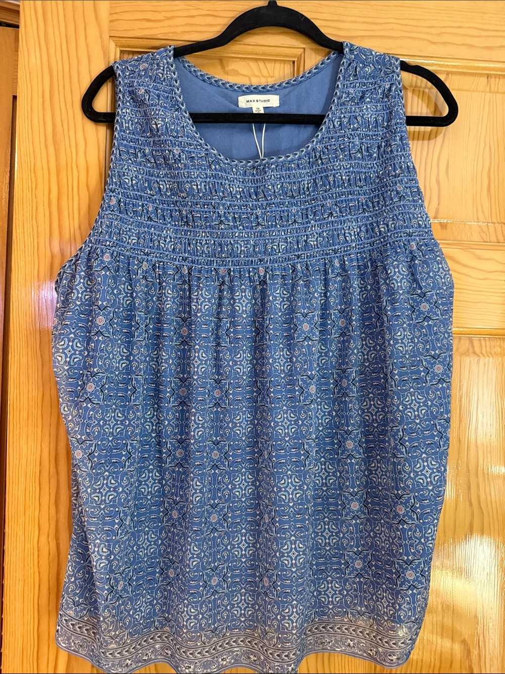 Max Studio Blue Smocked Sleeveless Print Camisole
